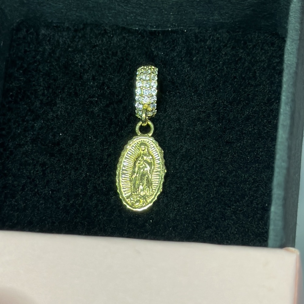 14K Solid Gold—Virgin Of Guadalupe Charm With Zirconia - Picture 4 of 11